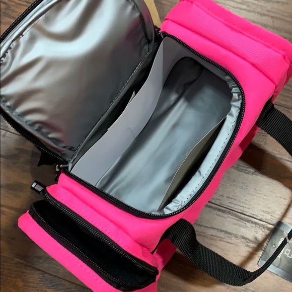 Nike Brasilia Fuel Pack - Picture 13 of 16